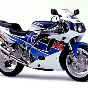 1992_GSX-R750_blwhite_450.jpg