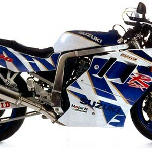 1992_GSX-R1100_blwhite_450.jpg