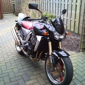 z10002.JPG