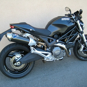 Ducati Monster 696.jpg