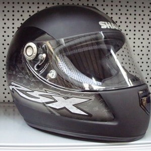 mijn niewe helm.jpg