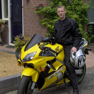 cbr600fg.jpg