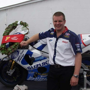 DJ F1 winner 02.jpg