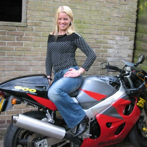 blondy op gixxer.jpg