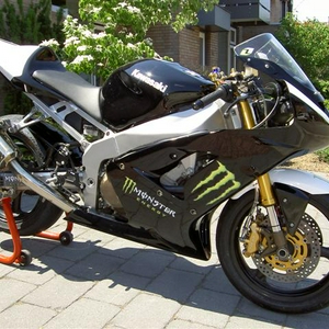 Te koop: Circuitmotor Kawasaki ZX6 636