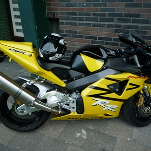 fireblade 3small.jpg