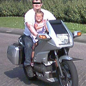 Aap met kind.JPG