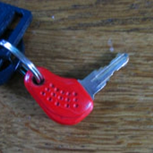 Gezocht, sleutel nr. 123 givi monolock.