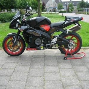 Te Koop: Tuono 2004 €5500.=