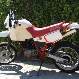 Te koop Yamaha XT 600 1987 SM met extra onderdelen