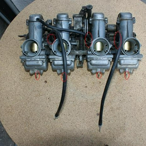 carb met slangen.JPG