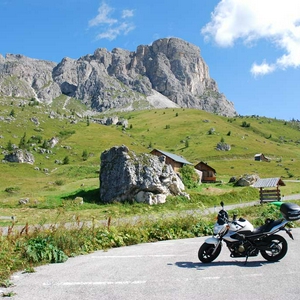 XJ6-dolomieten