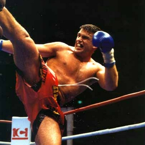 peter_highkick_400.jpg