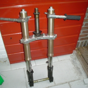 goede voorvork 225 euro,clip ons 30 euro.JPG