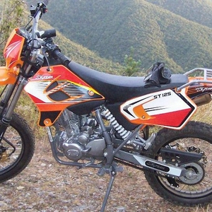 ST125.jpg