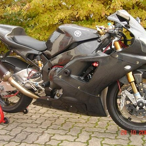 R1 carbon 2