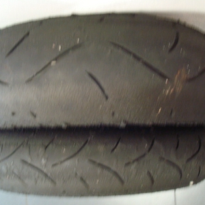 Bridgestone BT003 gebruikte motorbanden