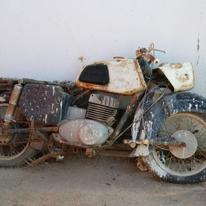 roest motor (955 x 641).jpg
