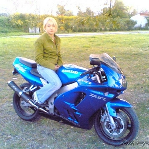2007_Kawasaki_ZX-9R.jpg