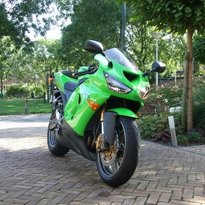 Groene Kawa zx6r 2006