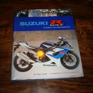 het grote gsx-r boek met veel kleuren foto,s