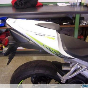 68398301_2-hanspree-kuipwerk-honda-cbr600rr7-en-rr8.jpg