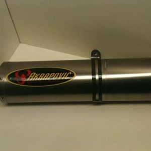 akrapovic.JPG