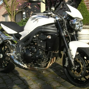Triumph Speed Triple II 1050 te koop