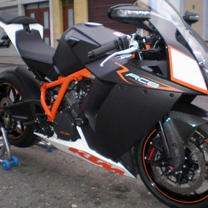 Akrapovic uitlaat KTM RC8