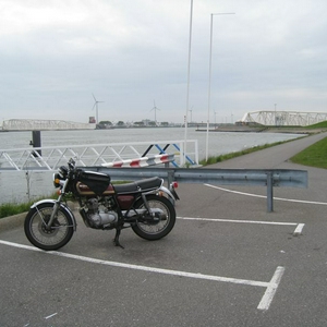LM_ZH_800.jpg