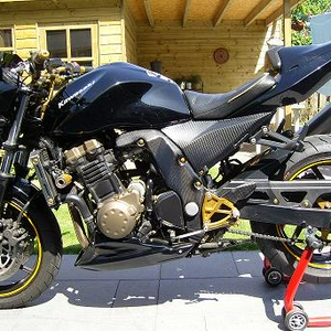 Kawasaki Z750