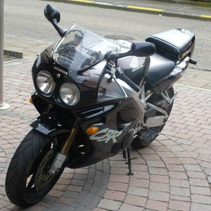 SS851561.JPG