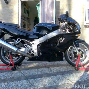 Te koop: Kawasaki zxr 750 L uit '95 - zwart