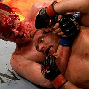 ufc99_02_stojnic_vs_struveLO-thumb-500x295-15742.jpg