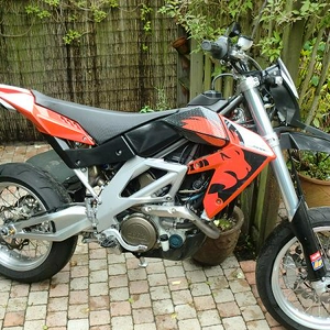 Aprilia sxv 550 te koop!
