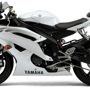 2010-Yamaha-YZF-R6-white.jpg