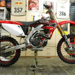 crf450.JPG
