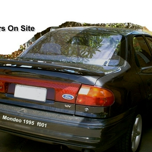 Ford-Mondeo-sedan-1995-F001.jpg