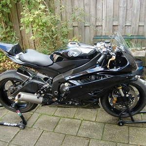 yzf r6 2007 racer te koop!