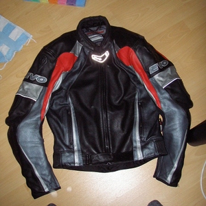 Evolution leren motorjas maat 52