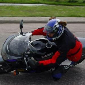 gsx_r04.jpg