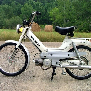 1976_White_Puch_Maxi.jpg