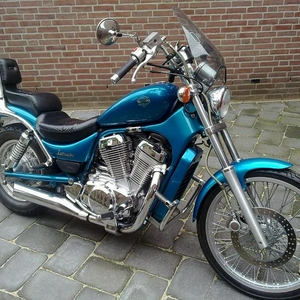 Intruder 600, blauw, lage kilometerstand