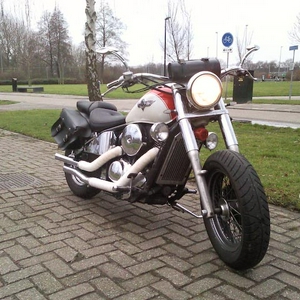 Kawa VN800 classic krijgt lanzaamaan een jaren 50 look