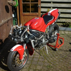 748 naked 02.JPG