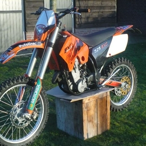 ktm 2.JPG