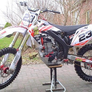 CRF450 2010.JPG