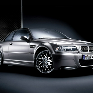 bmwm3csl_2.jpg