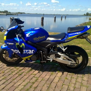 Nieuwe CBR 600RR rijder erbij!