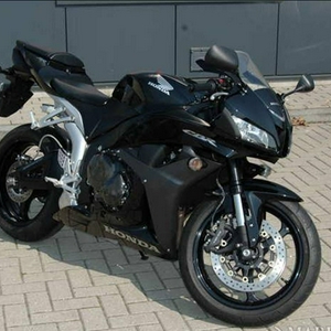 CBR600RR_Liane01